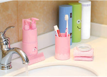 Charger l&#39;image dans la galerie, TROUSSE DE TOILETTE POUR VOYAGE 5 EN 1