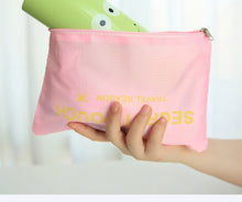 Charger l&#39;image dans la galerie, TROUSSE DE TOILETTE POUR VOYAGE 5 EN 1